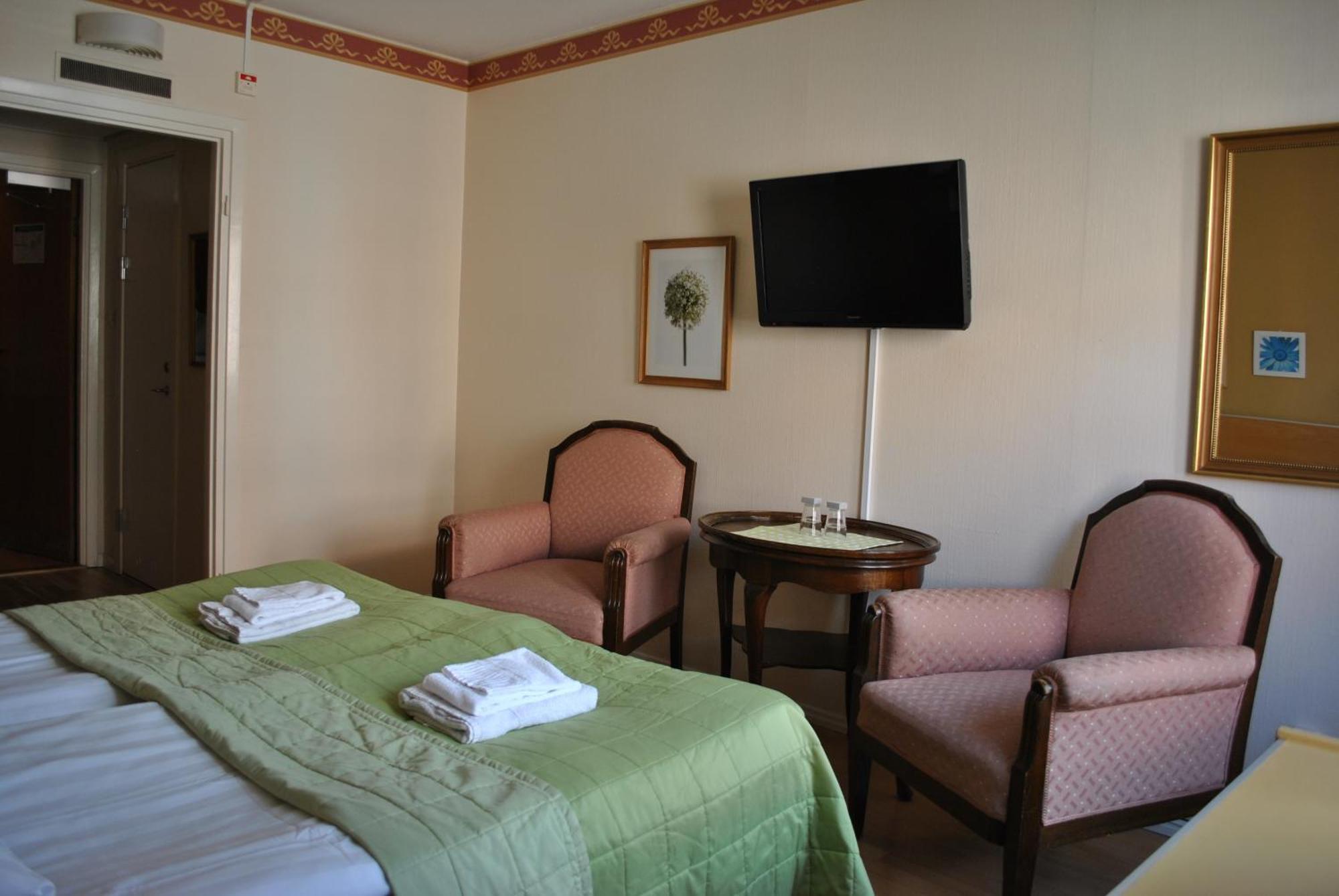 Solsta Hotell Karlstad Buitenkant foto